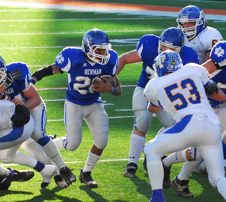 Sterling Newman rushes to Class 2A state title